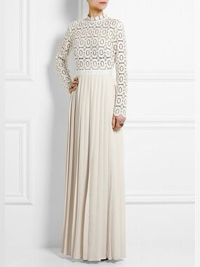 Like new! Self-Portrait White & Ivory Pleated Crochet Floral Maxi Dress | Size 2